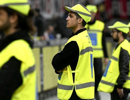 Stadyum Güvenlik Görevlisi